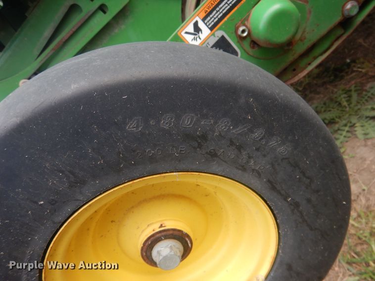 image for item HU9456 2013 John Deere 569  round baler