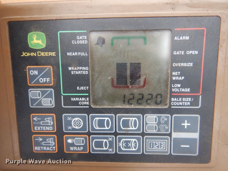 image for item HU9456 2013 John Deere 569  round baler