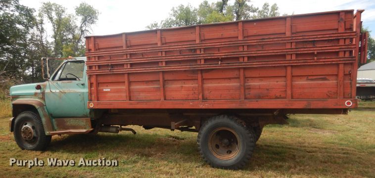 image for item HU9457 1973 Chevrolet C60  grain truck