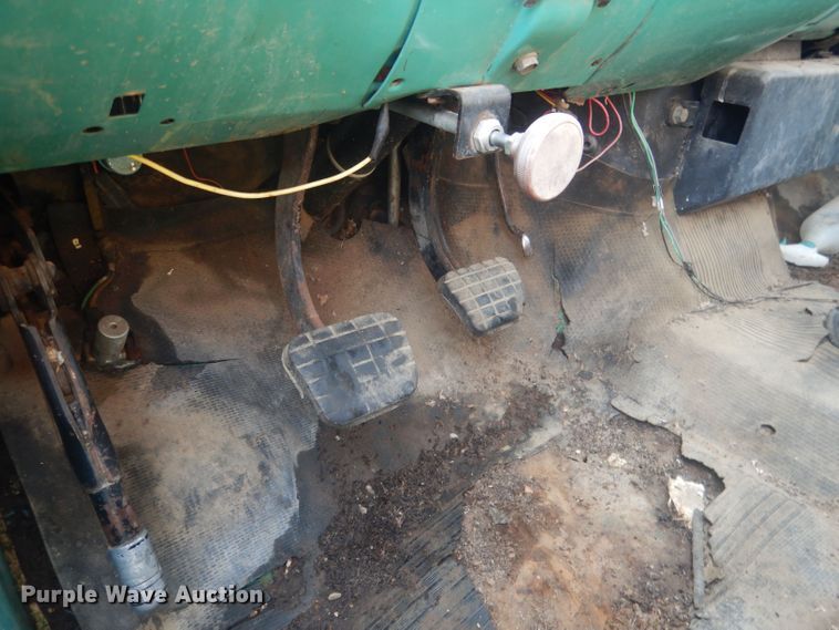 image for item HU9457 1973 Chevrolet C60  grain truck