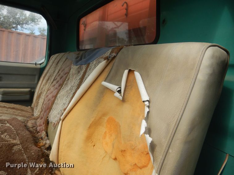 image for item HU9457 1973 Chevrolet C60  grain truck