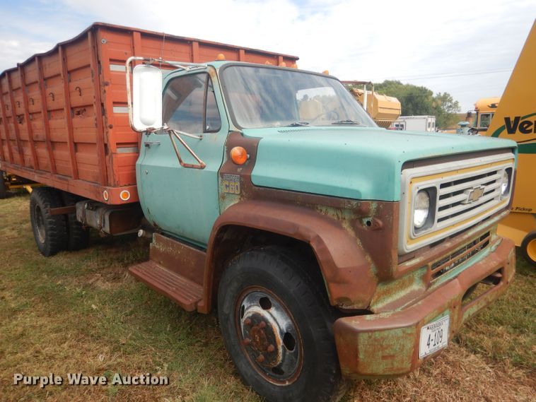 image for item HU9457 1973 Chevrolet C60  grain truck