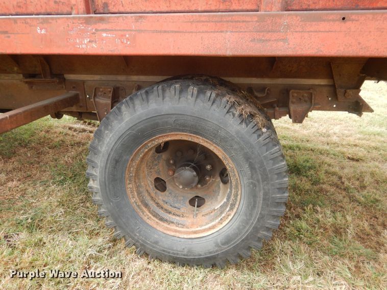 image for item HU9457 1973 Chevrolet C60  grain truck