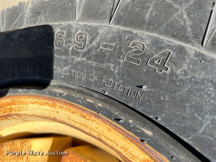 image for item HX9915 Ford  landscape tractor