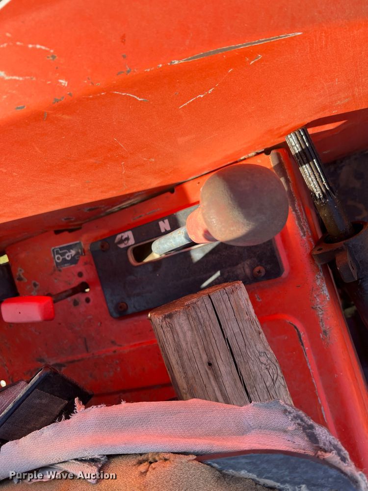 image for item HX9920 Kubota M5700  MFWD tractor