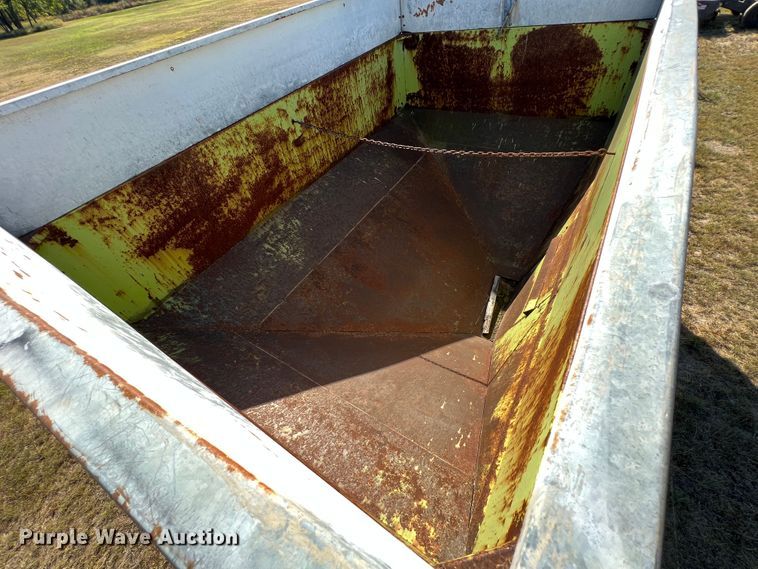 image for item HX9922 FarMech  gravity wagon body