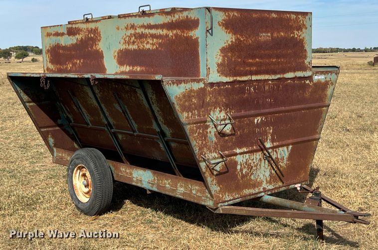 image for item HX9936 Creep feeder