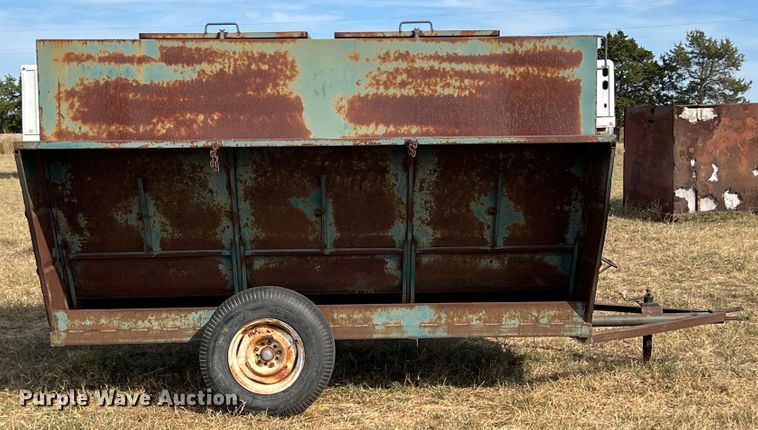 image for item HX9936 Creep feeder