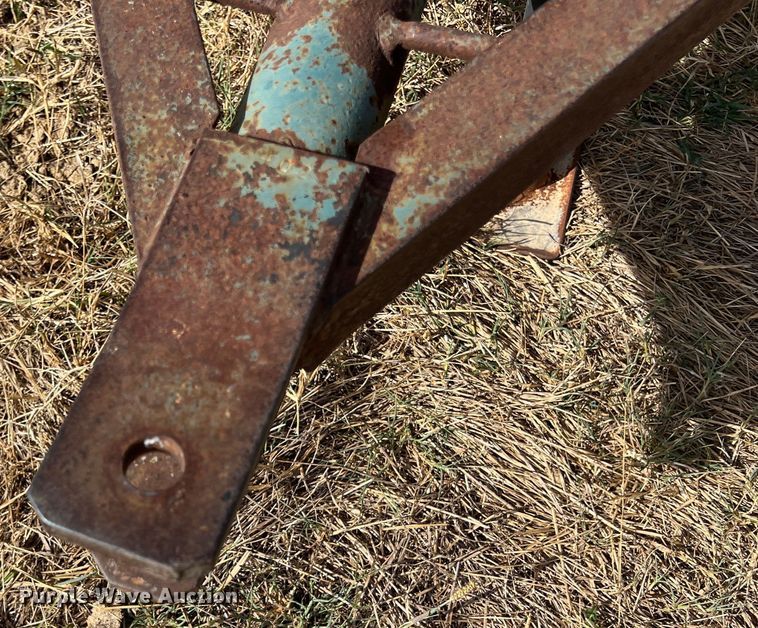 image for item HX9936 Creep feeder