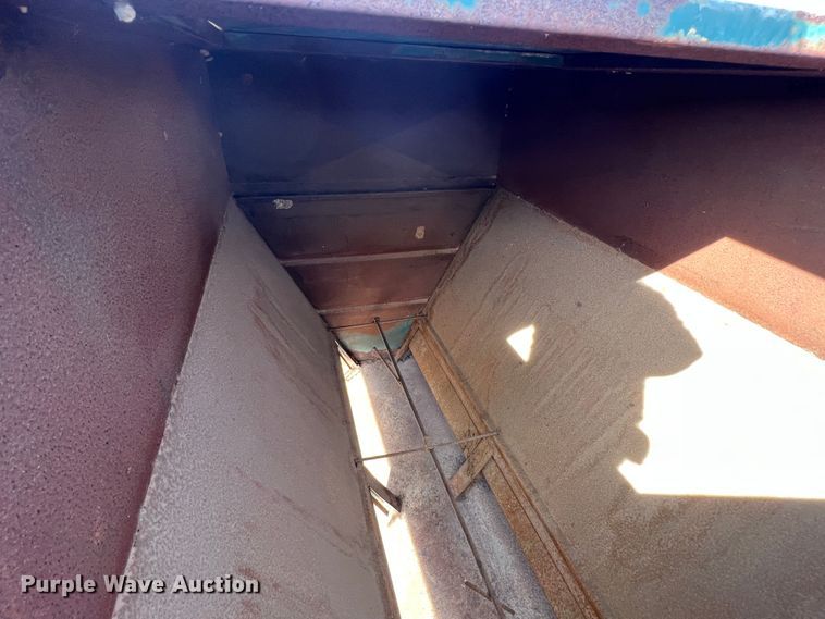 image for item HX9936 Creep feeder