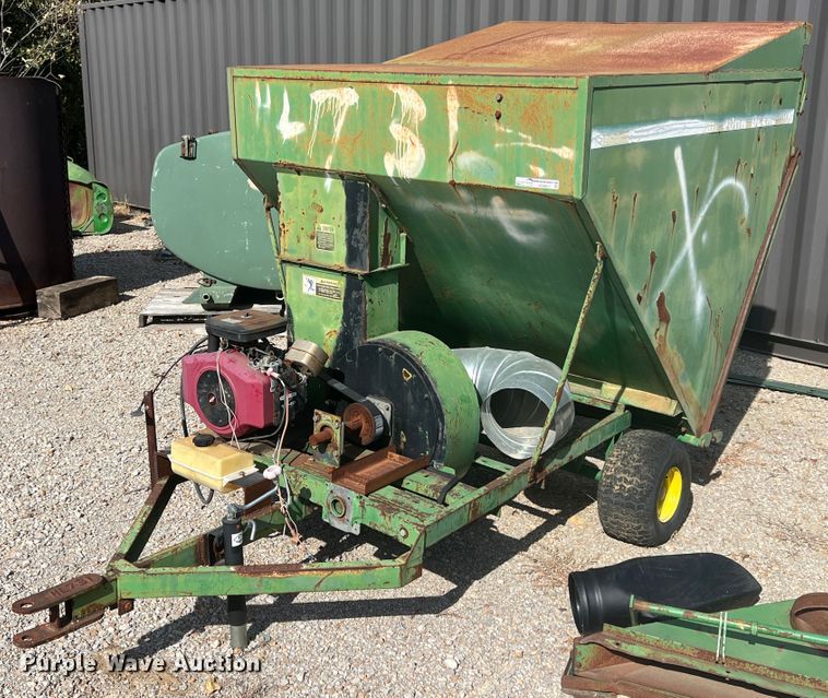 image for item HX9937 John Deere 162  lawn vacuum