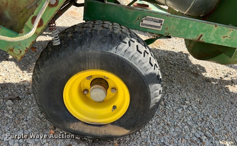image for item HX9937 John Deere 162  lawn vacuum