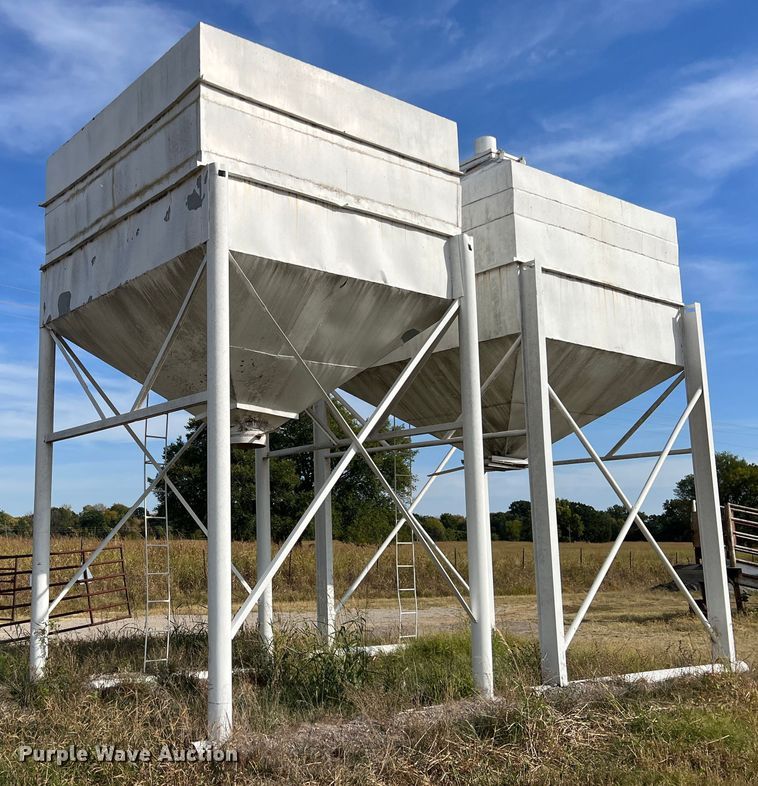 image for item HX9939 Feed Bin