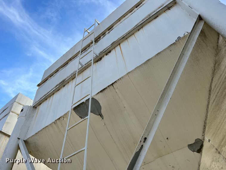 image for item HX9939 Feed Bin