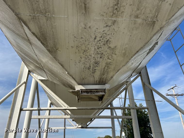 image for item HX9940 Feed bin