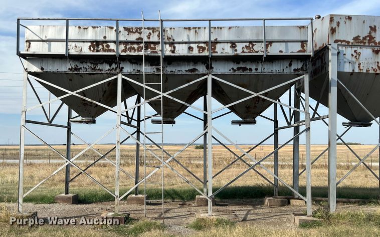 image for item HX9941 Feed bin