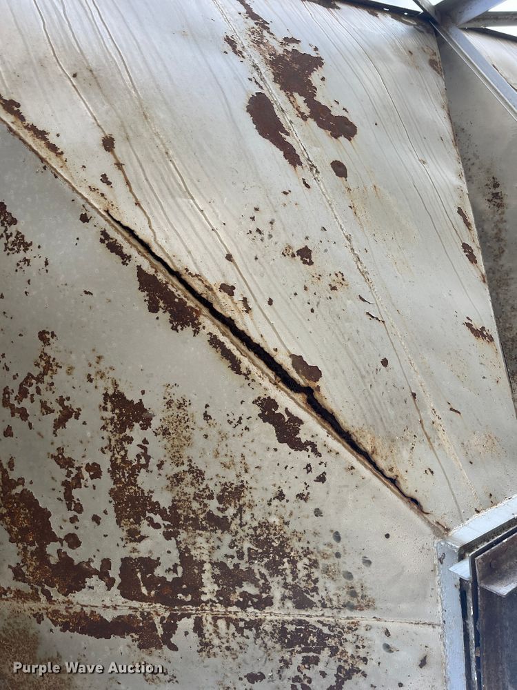 image for item HX9941 Feed bin