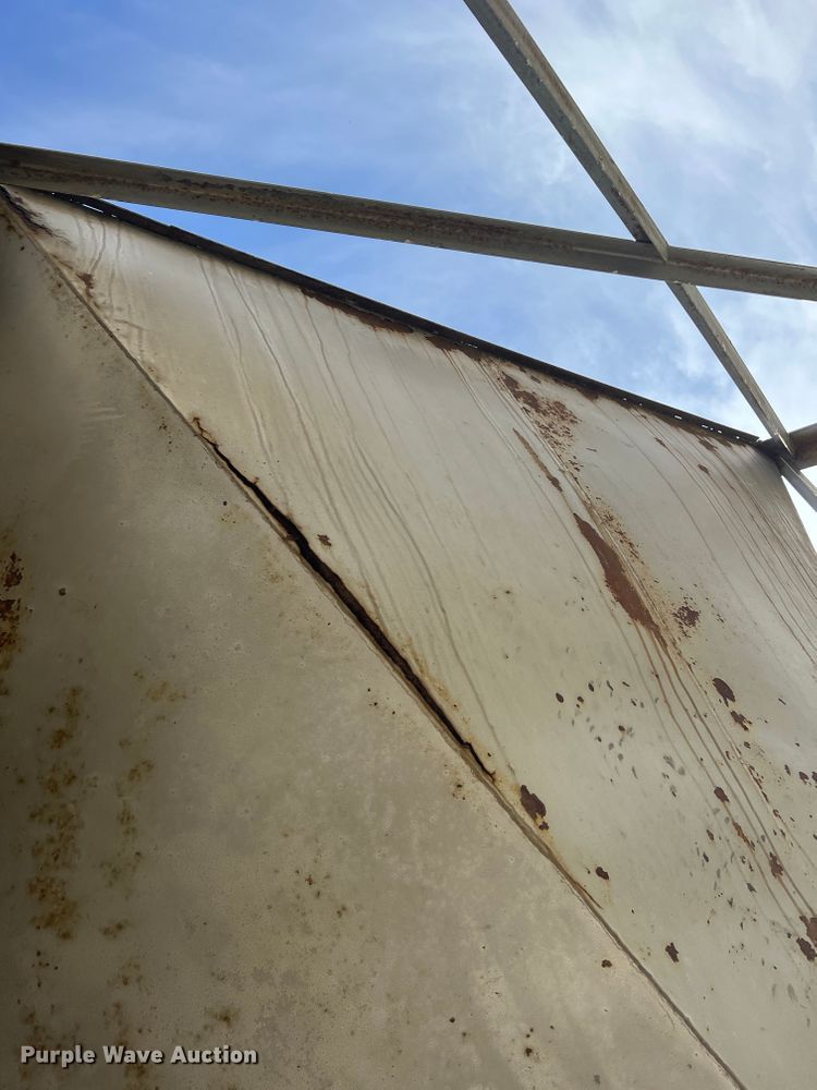 image for item HX9941 Feed bin