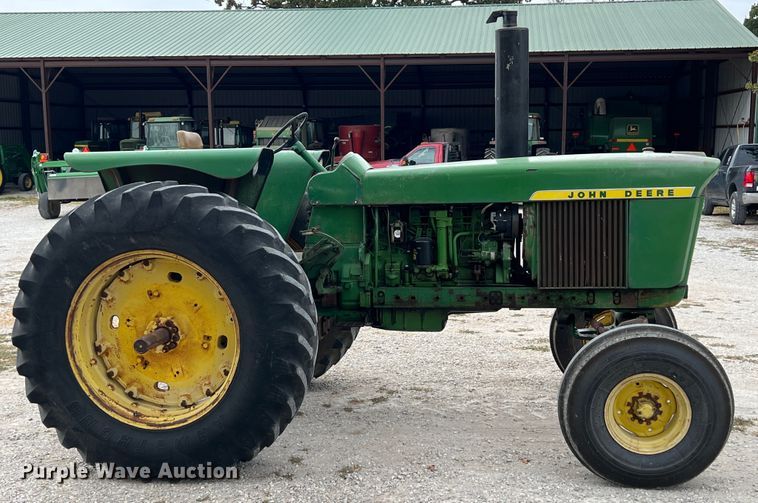 image for item HX9984 1972 John Deere 4320  tractor