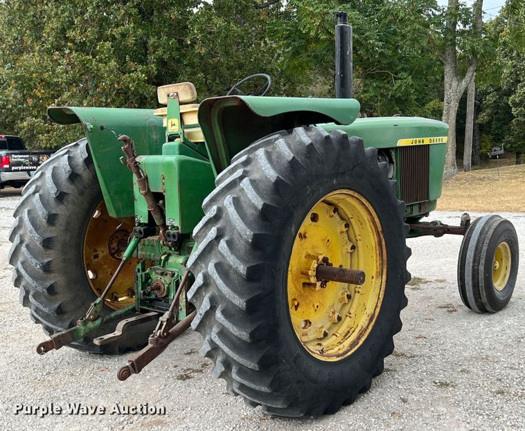 image for item HX9984 1972 John Deere 4320  tractor