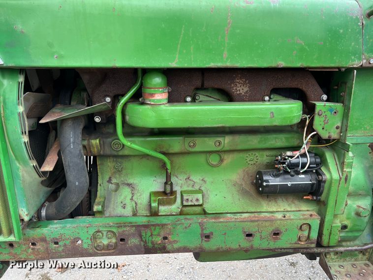 image for item HX9984 1972 John Deere 4320  tractor