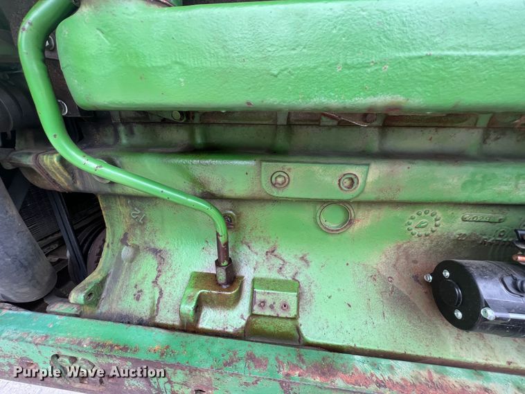 image for item HX9984 1972 John Deere 4320  tractor