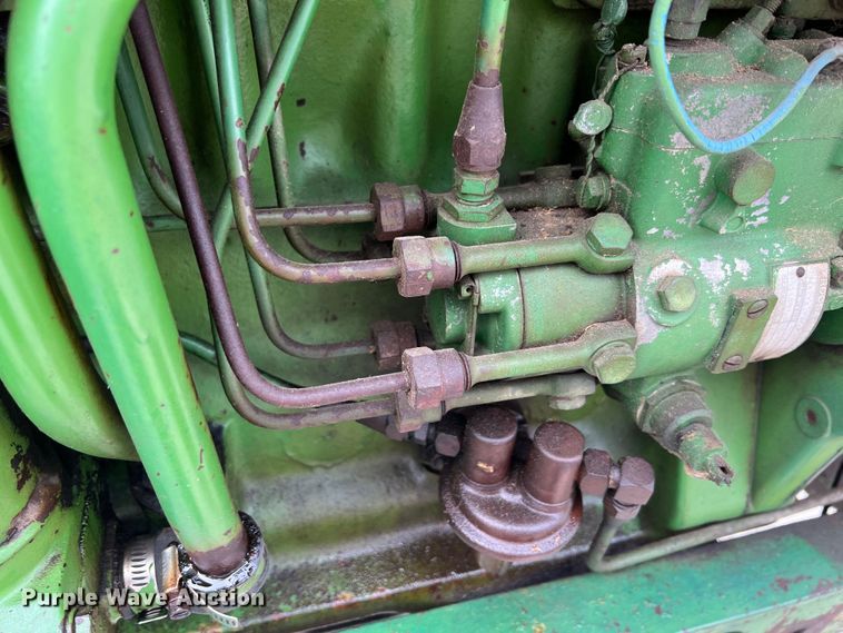 image for item HX9984 1972 John Deere 4320  tractor