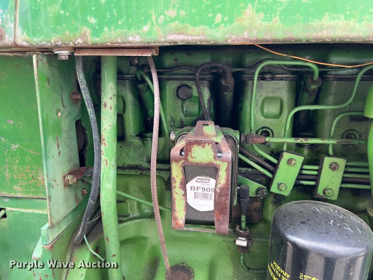 image for item HX9984 1972 John Deere 4320  tractor