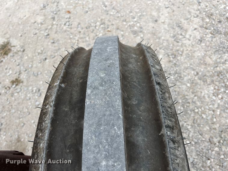 image for item HX9984 1972 John Deere 4320  tractor