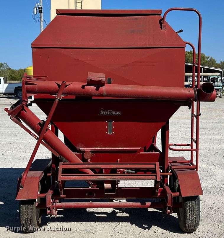 image for item IA9233 Feed Train 600A  feed mixer