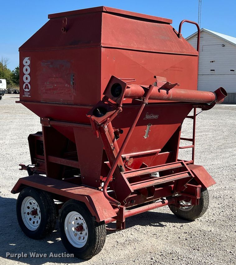 Feed Train 600A feed mixer in Parsons, KS Item IA9233 sold Purple Wave