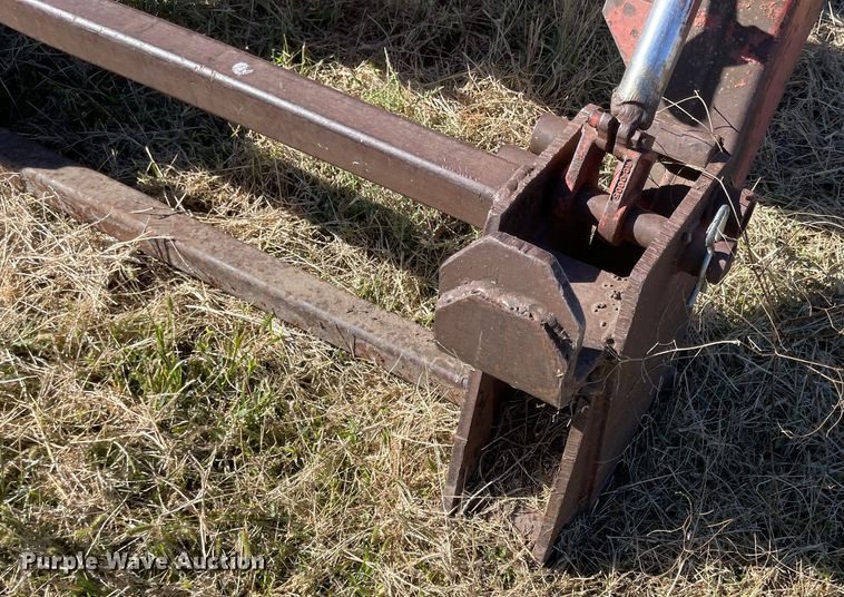 image for item JD9218 Soo 665  loader