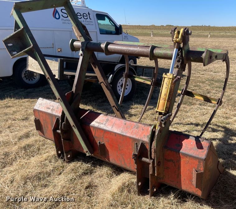 image for item JD9218 Soo 665  loader