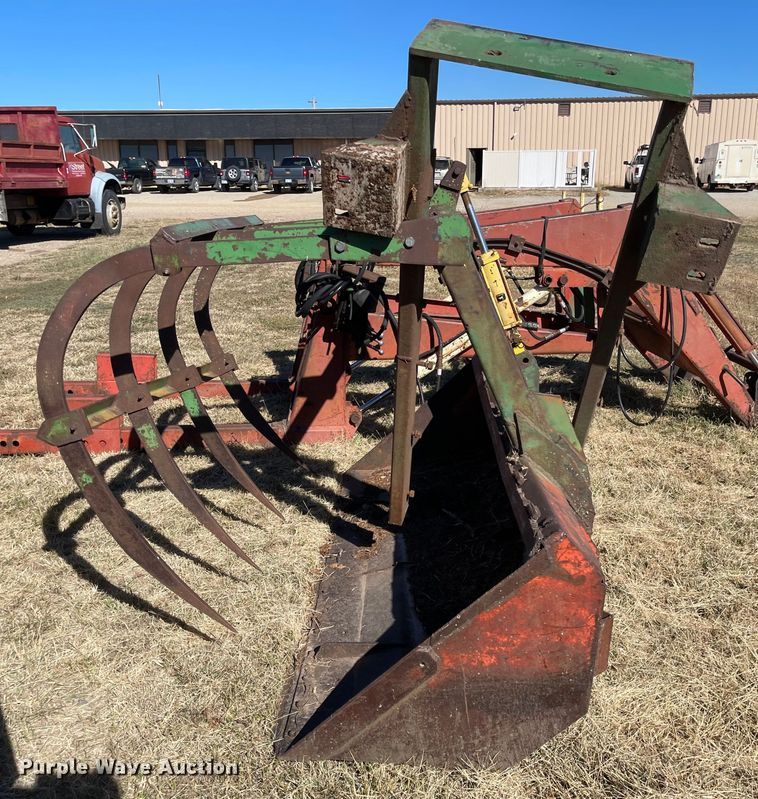 image for item JD9218 Soo 665  loader