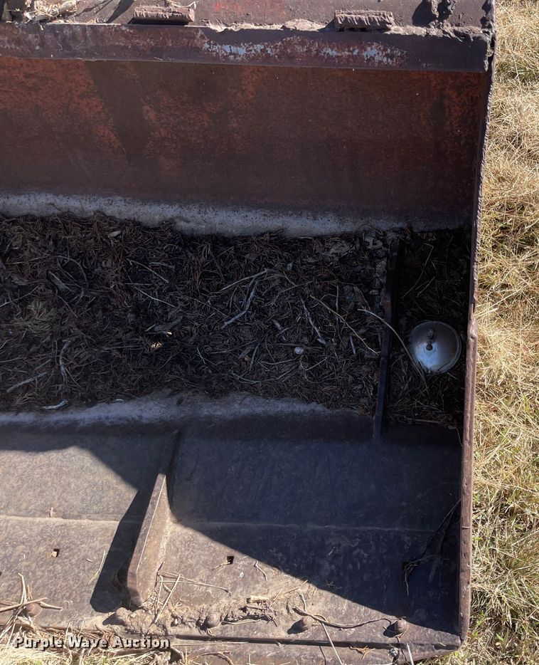 image for item JD9218 Soo 665  loader