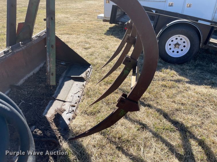 image for item JD9218 Soo 665  loader