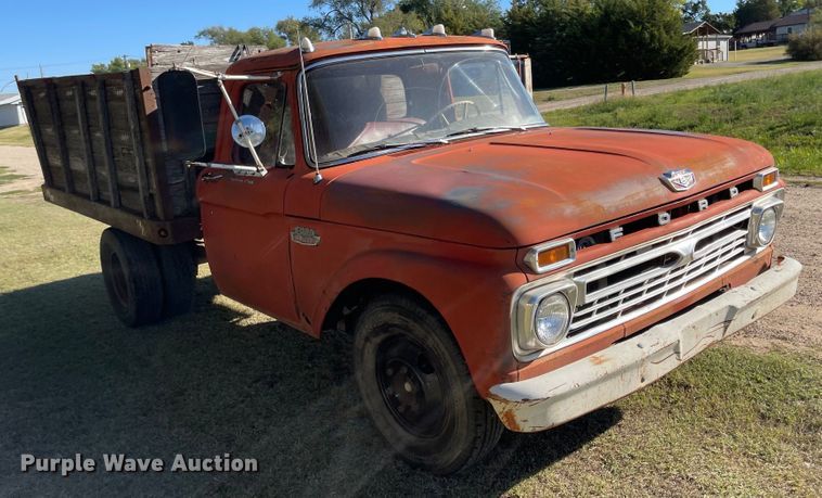 image for item JD9341 1966 Ford 350  grain truck