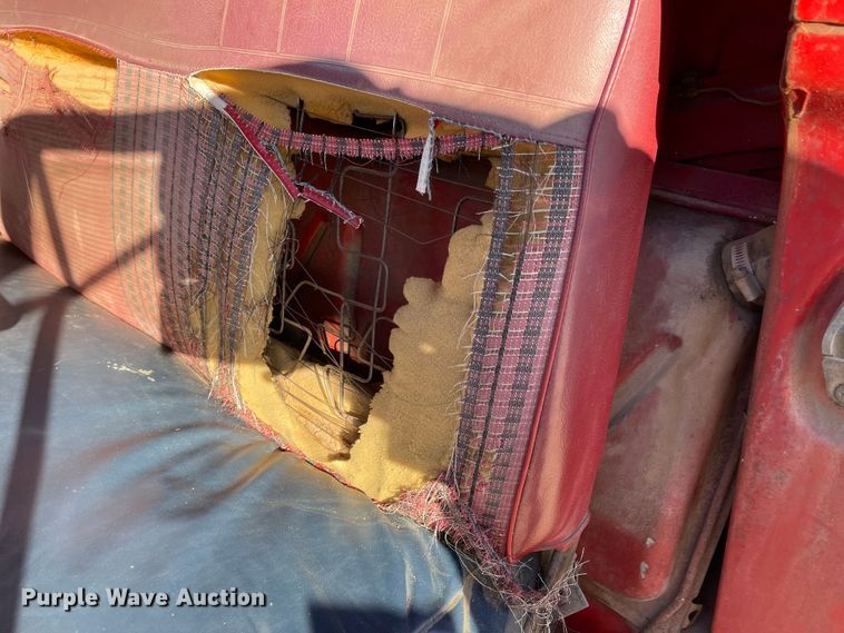 image for item JD9341 1966 Ford 350  grain truck