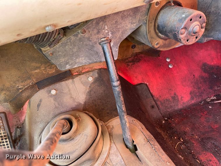 image for item JD9341 1966 Ford 350  grain truck