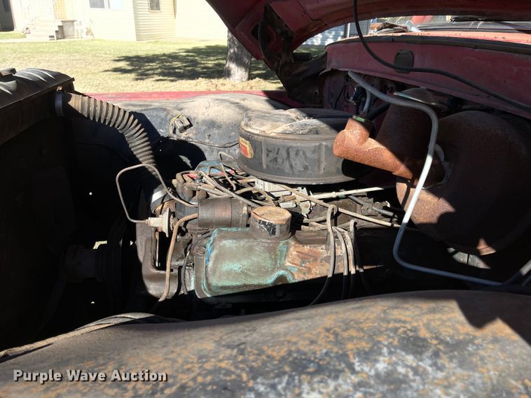 image for item JD9341 1966 Ford 350  grain truck