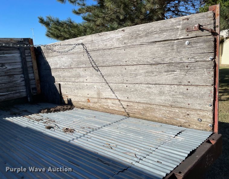 image for item JD9341 1966 Ford 350  grain truck