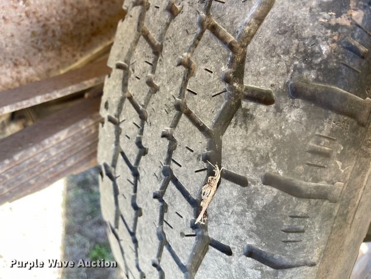 image for item JD9341 1966 Ford 350  grain truck