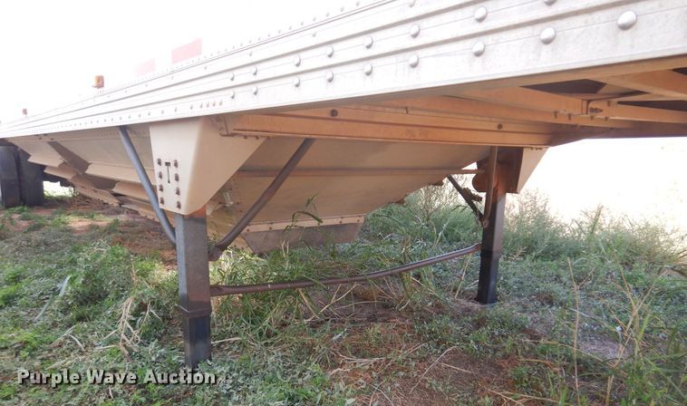 image for item JJ9663 2011 Timpte Super Hopper 4066  grain trailer