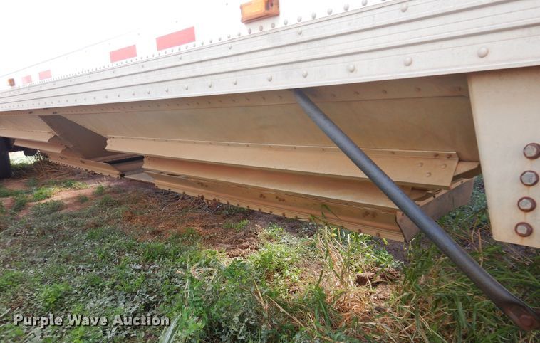 image for item JJ9663 2011 Timpte Super Hopper 4066  grain trailer