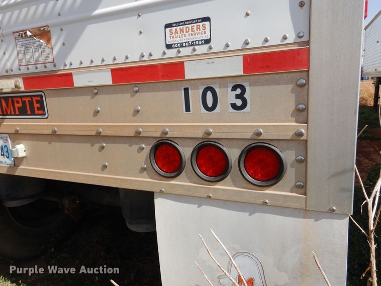 image for item JJ9663 2011 Timpte Super Hopper 4066  grain trailer