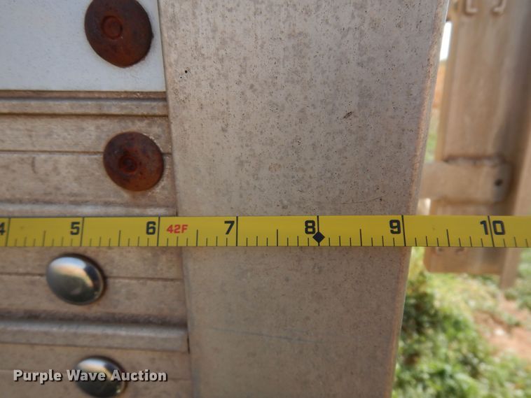 image for item JJ9663 2011 Timpte Super Hopper 4066  grain trailer