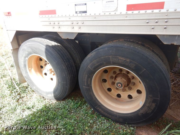 image for item JJ9663 2011 Timpte Super Hopper 4066  grain trailer