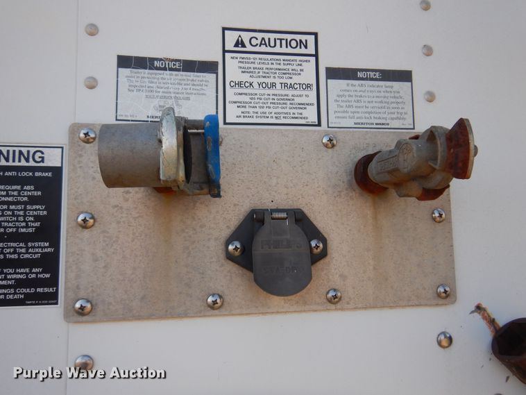 image for item JJ9663 2011 Timpte Super Hopper 4066  grain trailer