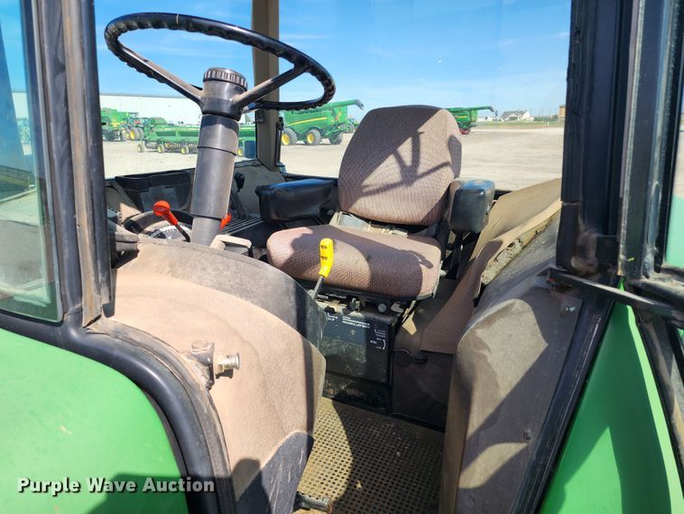 image for item KC9403 1993 John Deere 4960  MFWD tractor