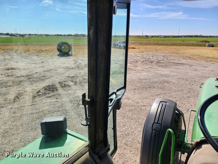 image for item KC9403 1993 John Deere 4960  MFWD tractor